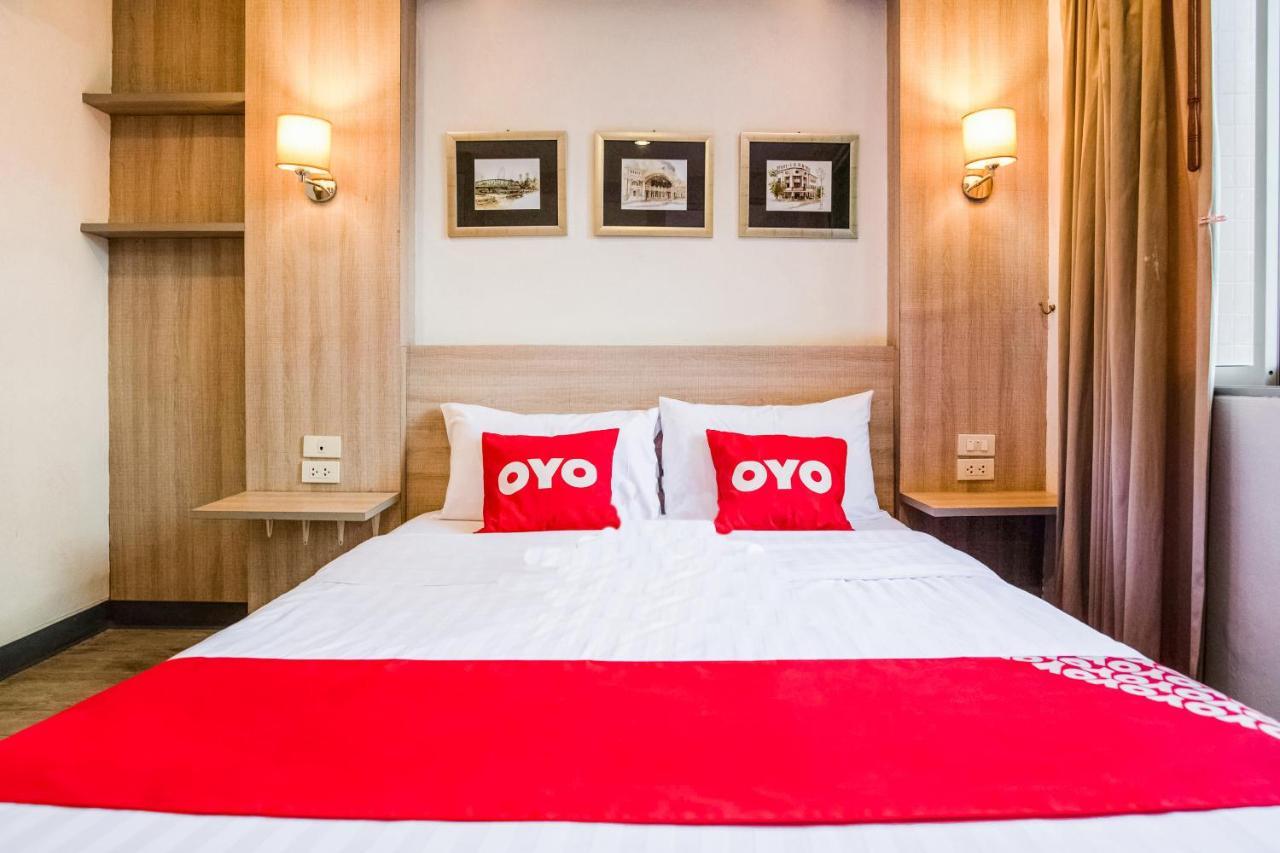 Oyo 437 Hostel Na Nara Бангкок Экстерьер фото